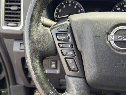 Used 2022 Nissan Frontier SV AWD/4WD image 17