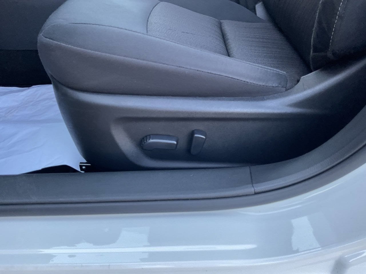 Used 2025 Nissan Altima 2.5 SV FWD image 9