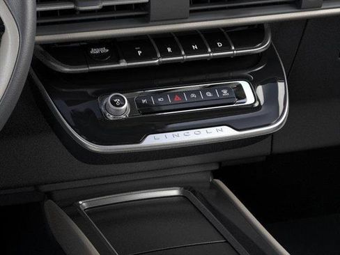 New 2025 Lincoln Corsair AWD image 15