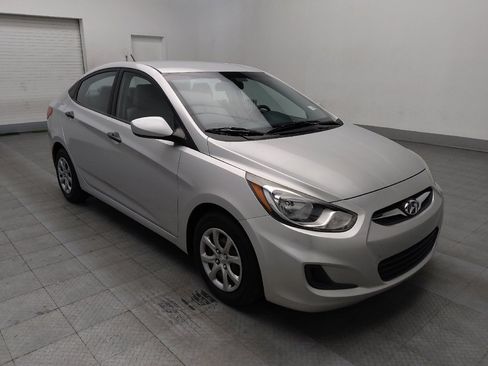 Used 2014 Hyundai Accent GLS image 13