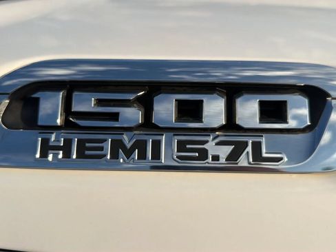 Used 2020 RAM 1500 Big Horn AWD/4WD image 11