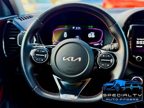 Used 2023 Kia Soul GT-Line w/ GT-Line Technology Package FWD image 13