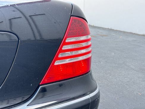 Used 2004 Mercedes-Benz S 500 Sedan image 36