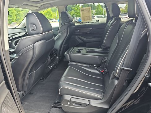 Certified 2023 Acura MDX SH-AWD w/ Advance Package image 14