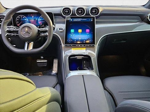 New 2025 Mercedes-Benz GLC 300 image 13