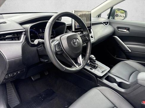 Certified 2026 Toyota Corolla Cross XLE AWD/4WD image 9