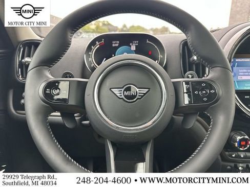 Certified 2024 MINI Cooper Countryman S w/ Premium Package AWD/4WD image 23
