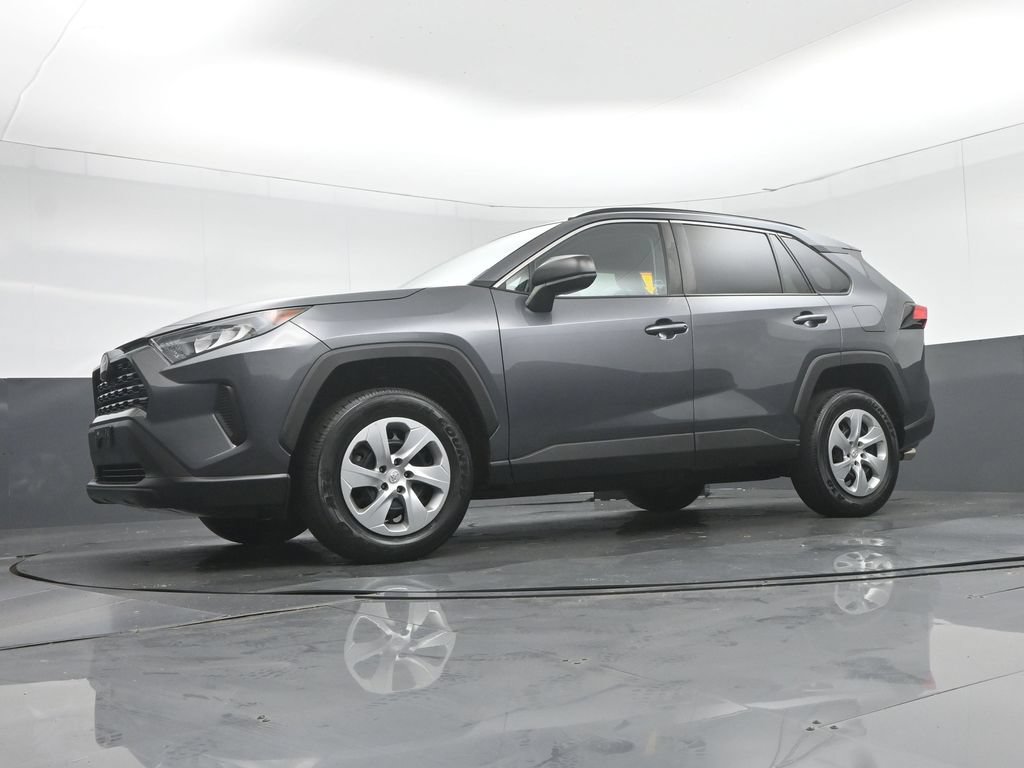 Used 2021 Toyota RAV4 LE FWD image 49