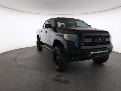 Used 2015 Toyota Tundra SR5 w/ SR5 Upgrade Package AWD/4WD image 15