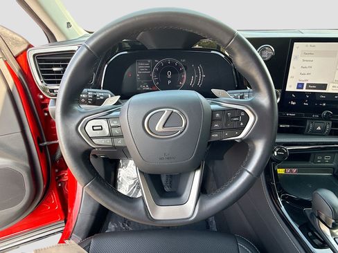 Used 2025 Lexus NX 250 FWD w/ Towing Package (2000 Lbs) image 38