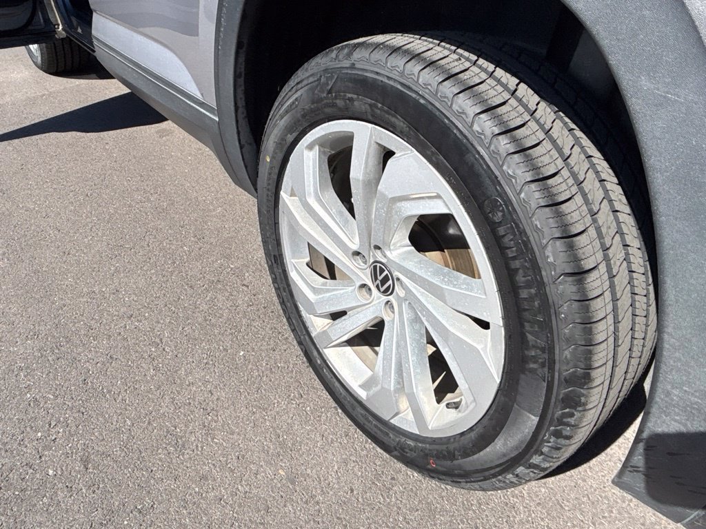 Used 2022 Volkswagen Atlas SE AWD/4WD image 15