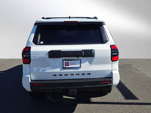 Certified 2025 Toyota 4Runner SR5 image 4