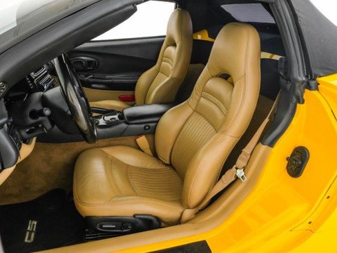 Used 2004 Chevrolet Corvette AUTOMATIC LEATHER SEATS BOSE S w/ Preferred Equipment Group image 24