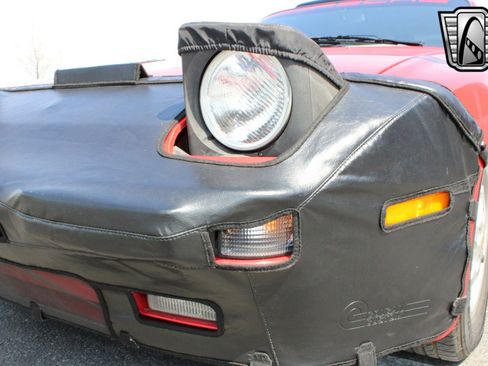 Used 1988 Porsche 944 Coupe image 9