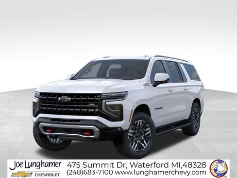 New 2026 Chevrolet Suburban Z71 w/ Comfort Package AWD/4WD image 6