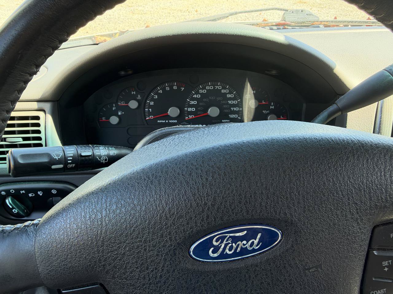 Used 2003 Ford Explorer XLT RWD image 8