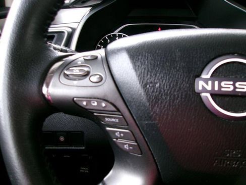 Used 2023 Nissan Murano SV AWD/4WD image 10