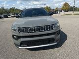 Used 2023 Jeep Compass Limited image 3
