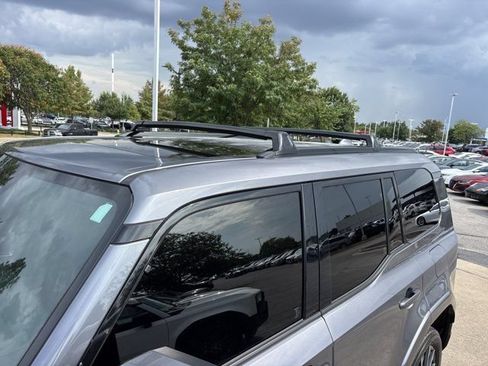 Used 2024 Lexus GX 550 w/ Accessory Package (Z1) AWD/4WD image 16