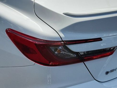 Used 2025 Toyota Camry SE FWD image 10