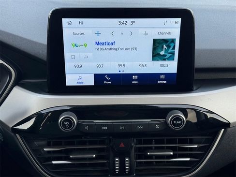 Used 2022 Ford Escape SE image 15