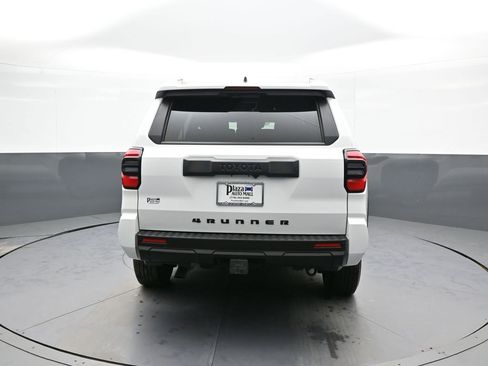 Certified 2025 Toyota 4Runner SR5 image 7