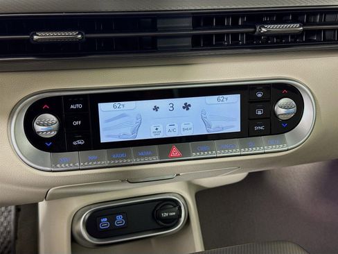 New 2024 Genesis GV60 RWD image 18