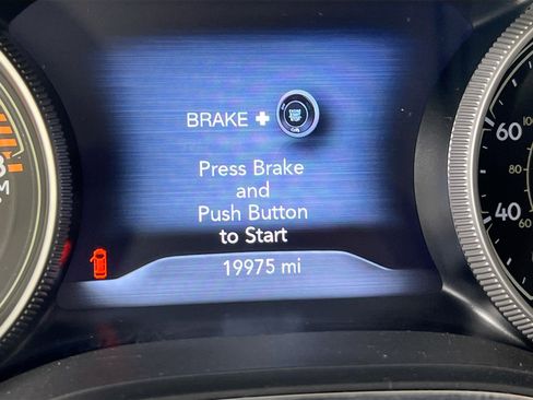 Used 2022 Jeep Cherokee Limited w/ Elite Package image 12