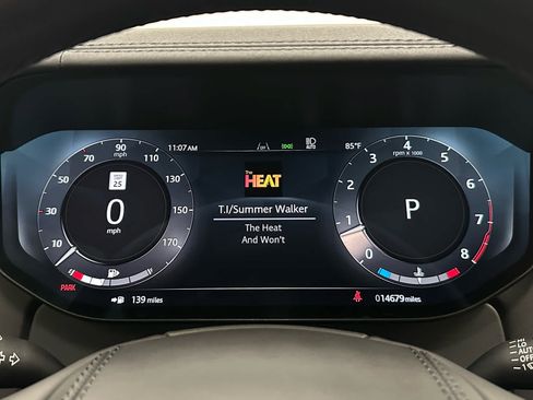 Used 2025 Land Rover Range Rover SE AWD/4WD image 27