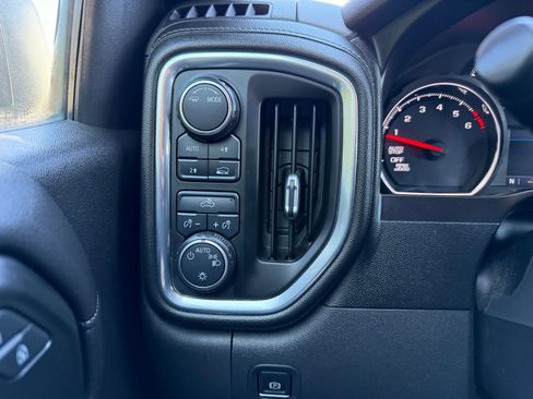 Used 2020 Chevrolet Silverado 1500 LT w/ All-Star Edition image 12