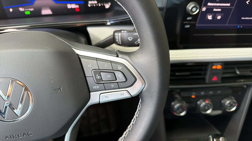 New 2026 Volkswagen Taos S FWD image 23
