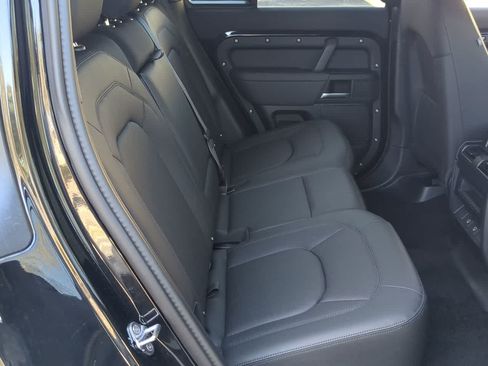 Certified 2025 Land Rover Defender 110 S AWD/4WD image 21