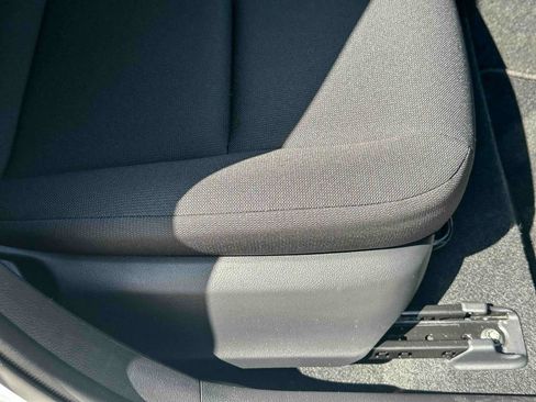 Certified 2025 Toyota Corolla LE FWD image 22