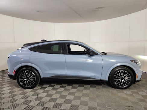 New 2026 Ford Mustang Mach-E Premium image 8