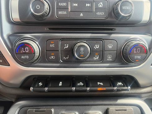 Used 2018 GMC Sierra 1500 SLT AWD/4WD image 18
