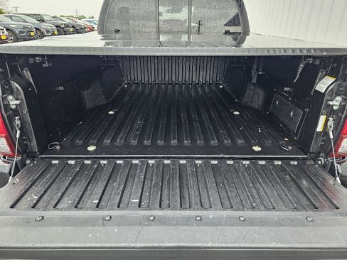 Used 2022 Toyota Tacoma SR image 6