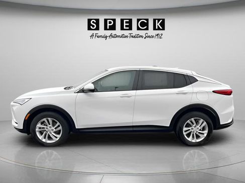 New 2025 Buick Envista Preferred w/ Convenience I Package image 2