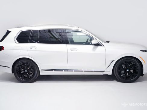 Used 2026 BMW X7 xDrive40i AWD/4WD image 3