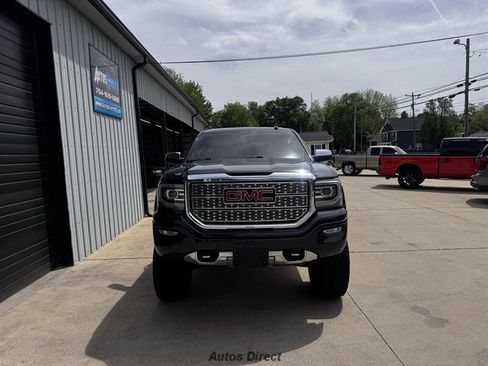 Used 2017 GMC Sierra 1500 Denali w/ Denali Ultimate Package image 2