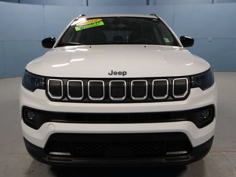 Used 2022 Jeep Compass Latitude FWD image 26