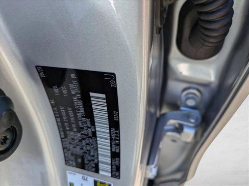 Used 2026 Toyota Corolla Cross SE image 24