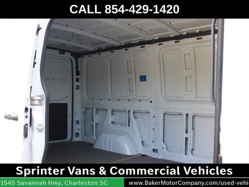 Used 2023 Mercedes-Benz Sprinter 2500 image 22