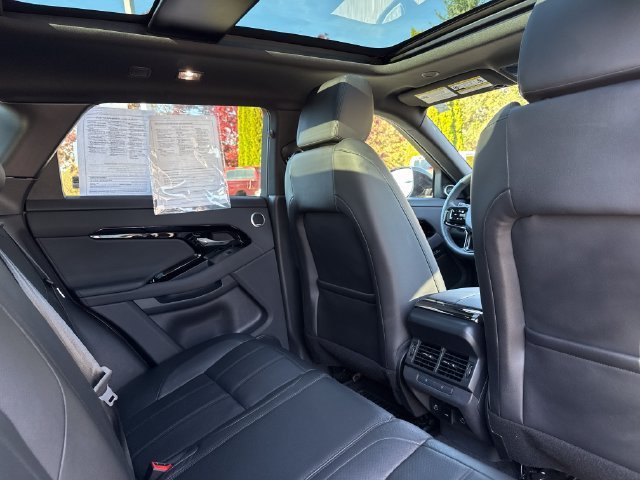 Used 2024 Land Rover Range Rover Evoque S AWD/4WD image 24