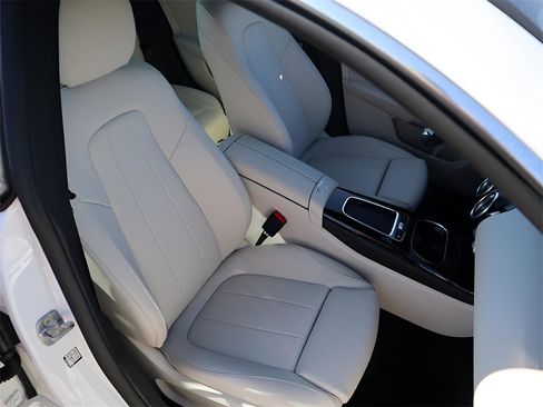 New 2026 Mercedes-Benz CLA 250 4MATIC image 9