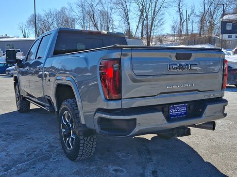 Used 2024 GMC Sierra 2500 Denali Ultimate w/ Snow Plow Prep/Camper Package image 10