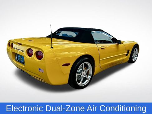Used 2002 Chevrolet Corvette Convertible w/ Preferred Equipment Group2 image 5