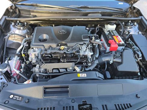 Used 2019 Toyota Camry LE image 22