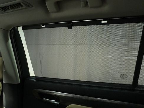 Used 2023 Toyota Highlander Platinum image 25