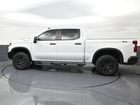 Used 2025 Chevrolet Silverado 1500 ZR2 w/ Technology Package AWD/4WD image 2