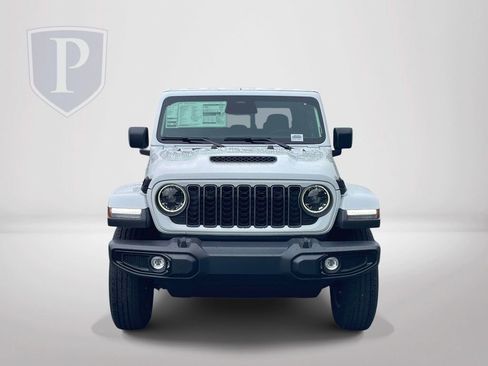 New 2026 Jeep Gladiator Sport AWD/4WD image 3
